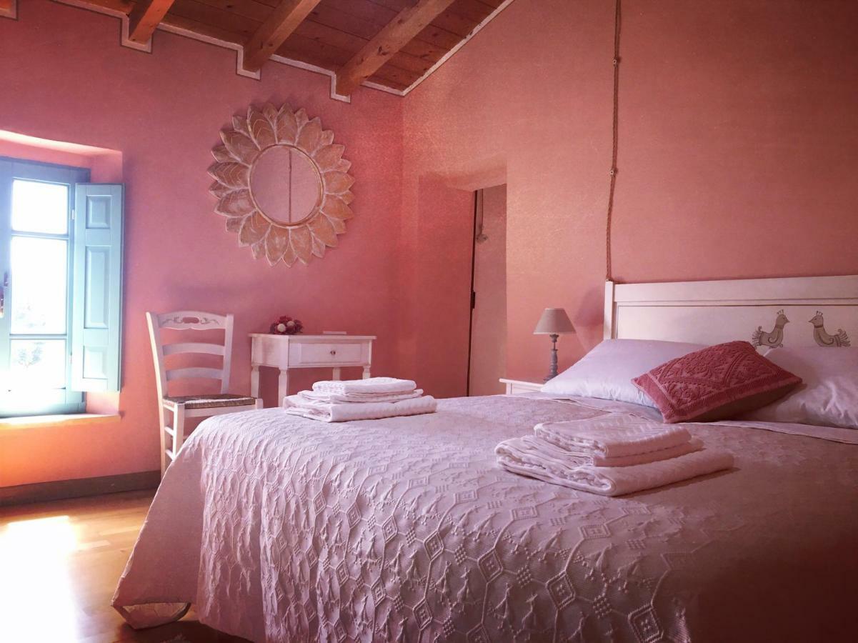 B&B Su Strintu Tuili Exteriör bild
